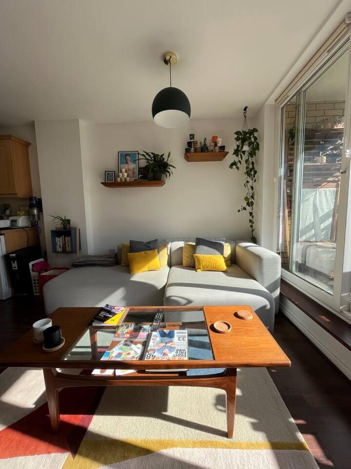 Vibrant & Modern 1Bd Flat - Hackney Apartman London Kültér fotó